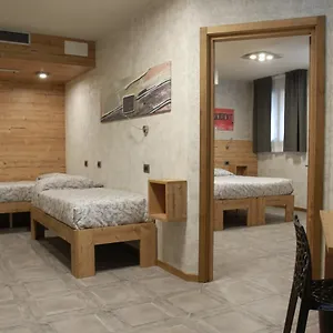 Bed & , Corte Rossa -1 Min Walk To Bernina Express Hotel Tirano